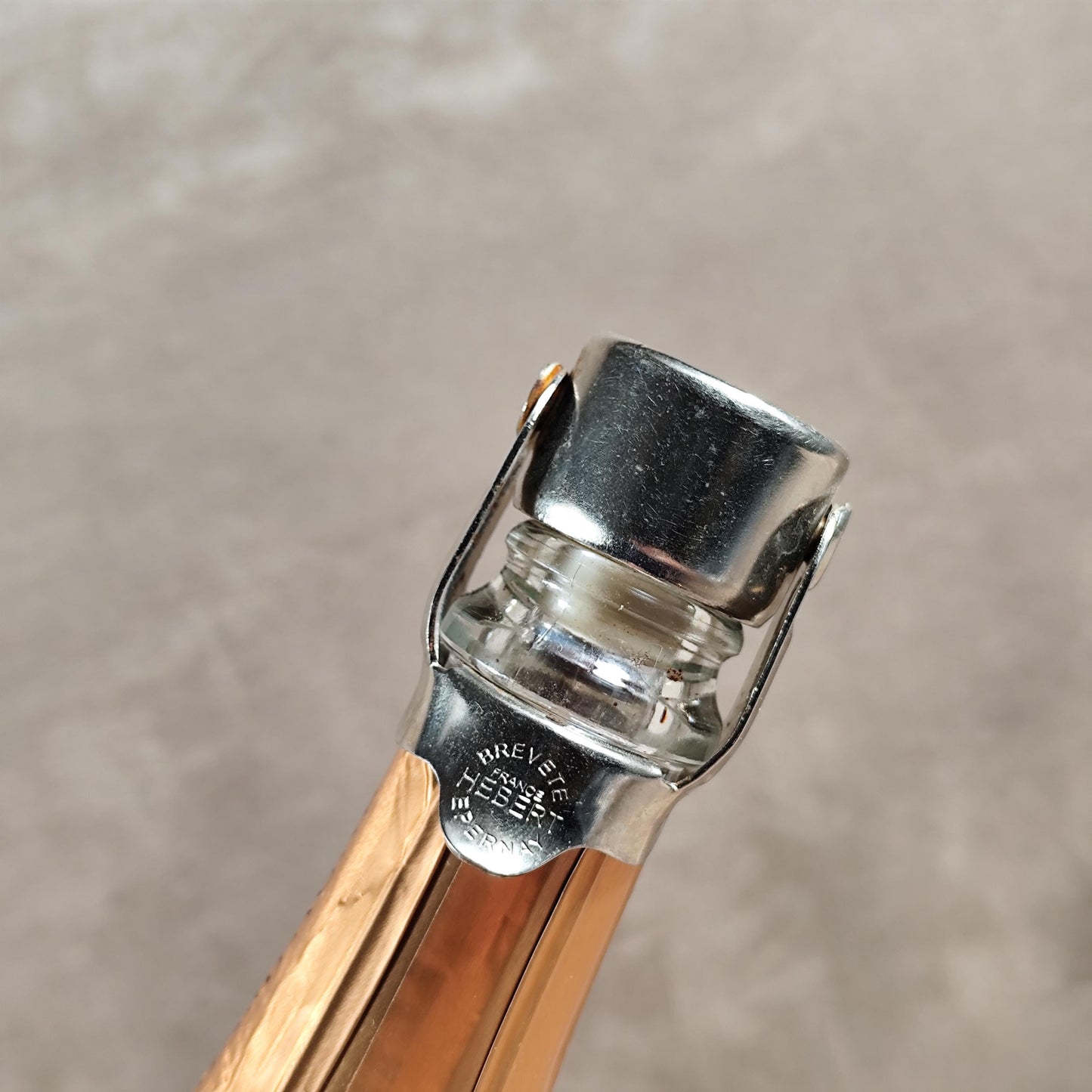 Bouchon stoppeur Bollinger en métal pour bouteille de champagne Made in France 1970
