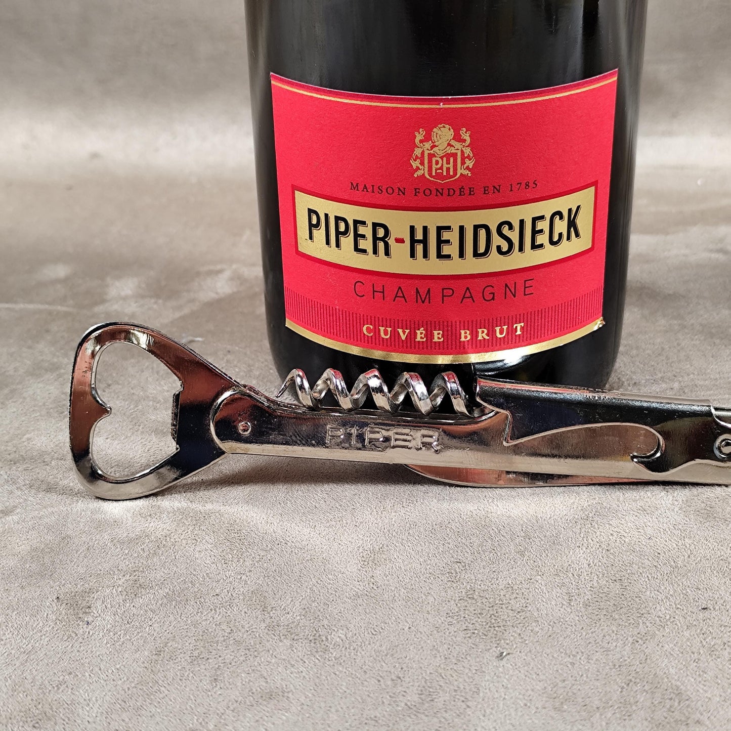 Décapsuleur, Tire-bouchon Champagne Piper-Heidsieck en acier Made in France Vintage 1980