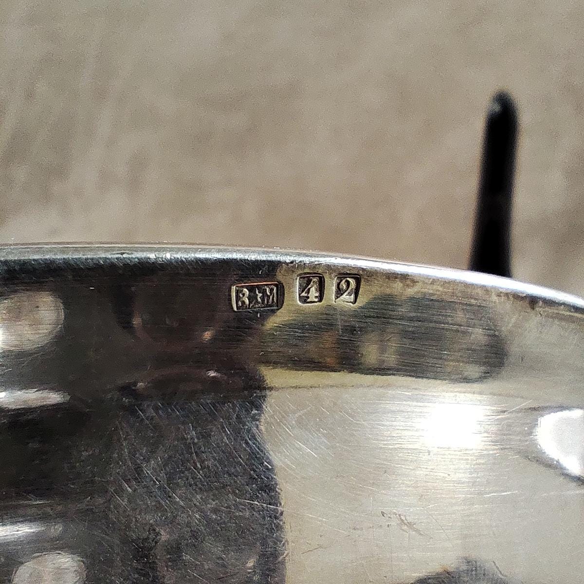 Plat en métal argenté ancien avec poinçon d'orfèvre Made in France Vintage 1900