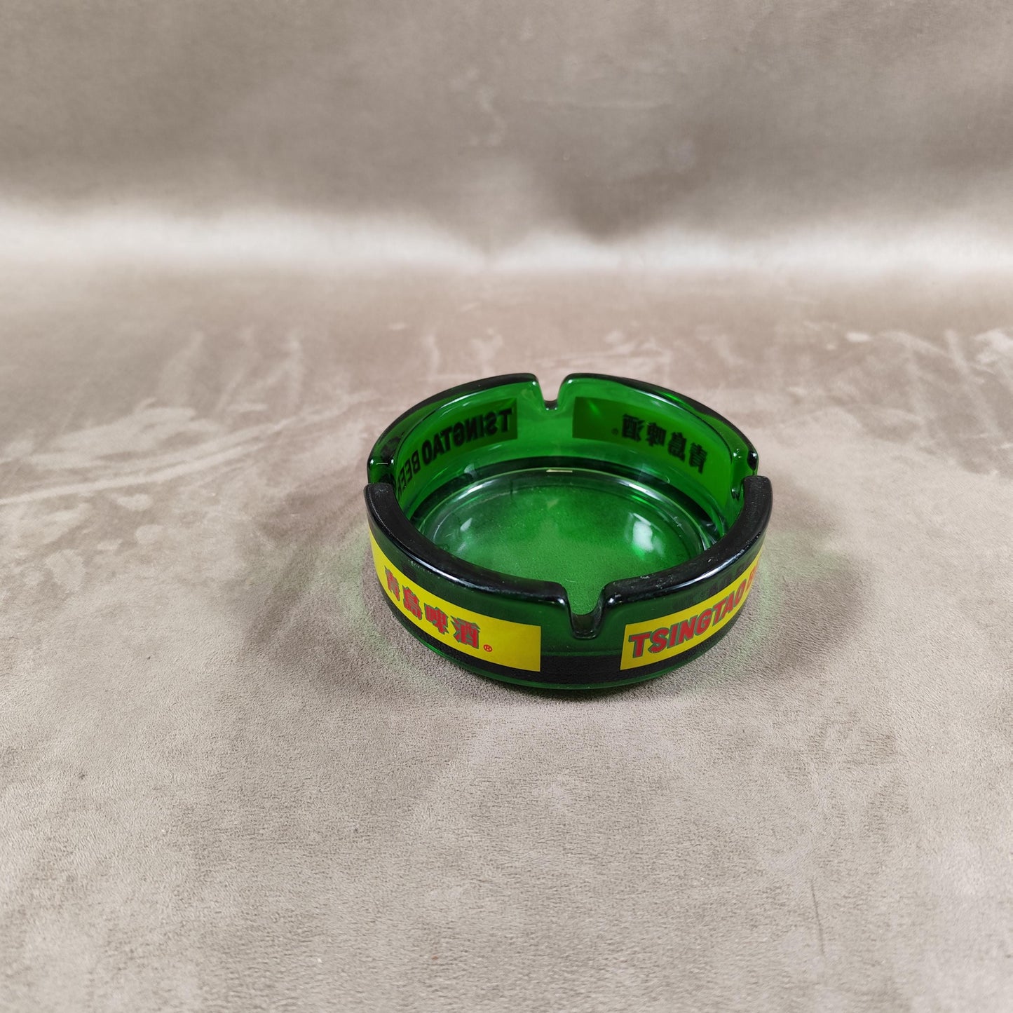 Cendrier Publicitaire Bière Tsingtao en verre Made in France Vintage 1970