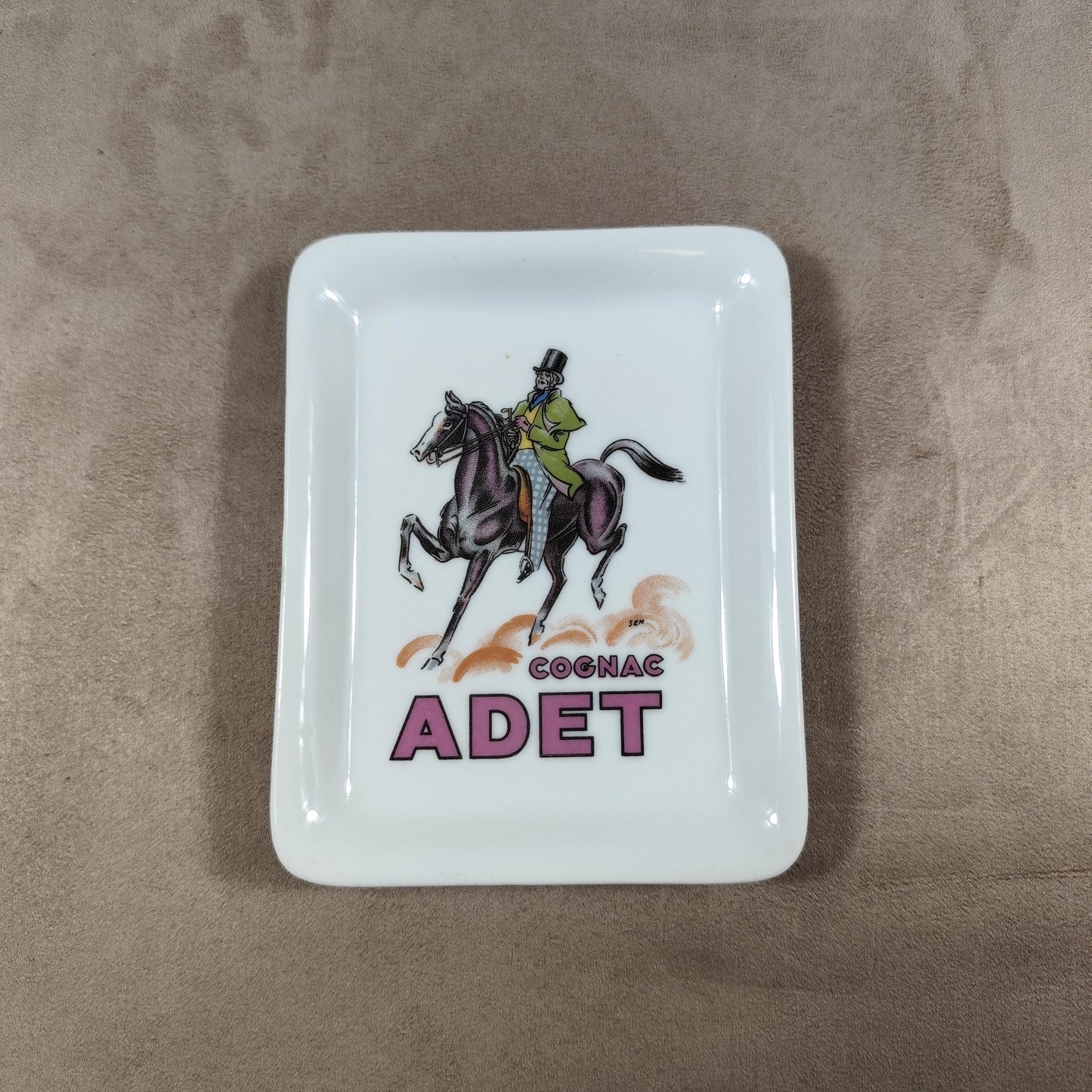 Cendrier Publicitaire Cognac Adet en porcelaine par Thabard Limoges Made in France Vintage 1970