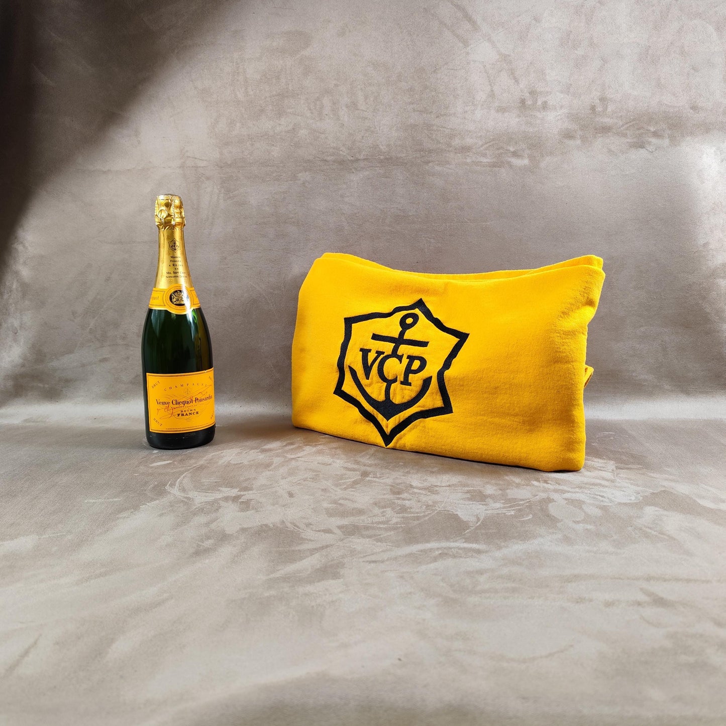 RARE Plaid couverture de lit en Polycoton Champagne Veuve Clicquot Vintage 1980