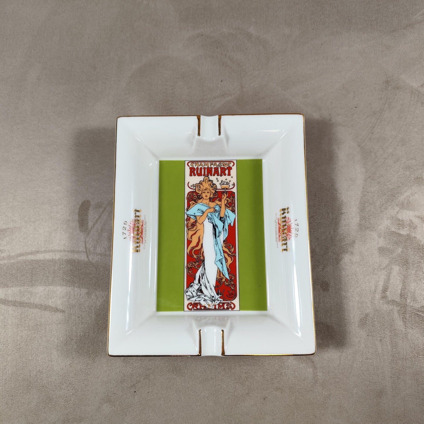 RARE Cendrier Publicitaire Champagne Ruinart en porcelaine par Revol Made in France Vintage 1970