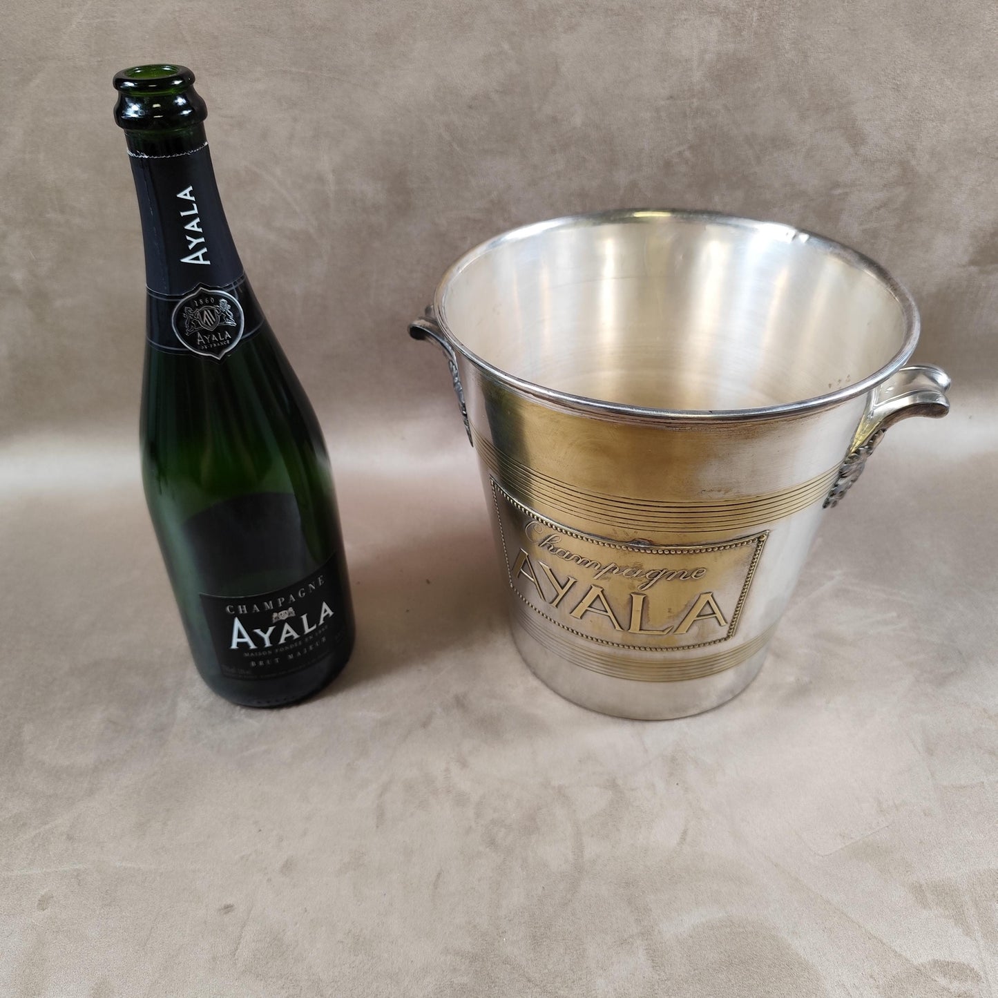 VERY RARE Seau à champagne Ayala en métal argenté par Argit Made in France Vintage 1900