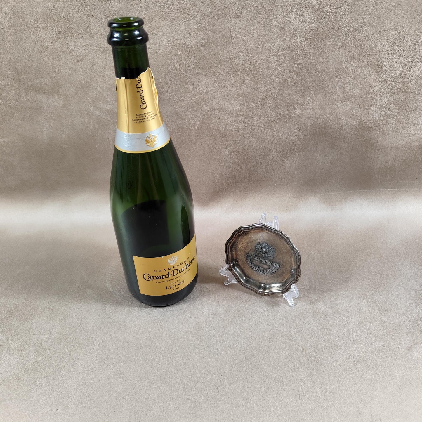 Cendrier publicitaire Champagne Canard-Duchêne en métal Made in France Vintage 1990