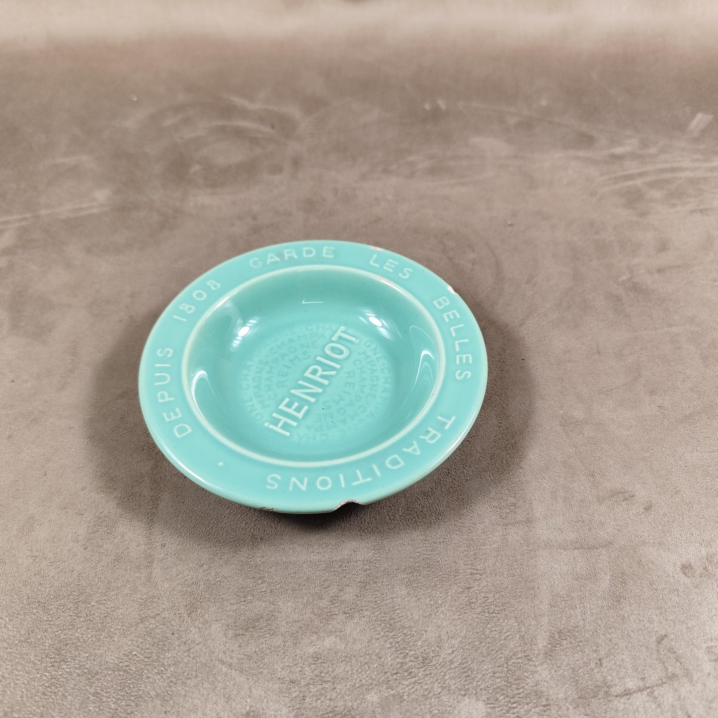 Cendrier Publicitaire Champagne Henriot en Faience de Jean Luce Made in France Vintage 1980