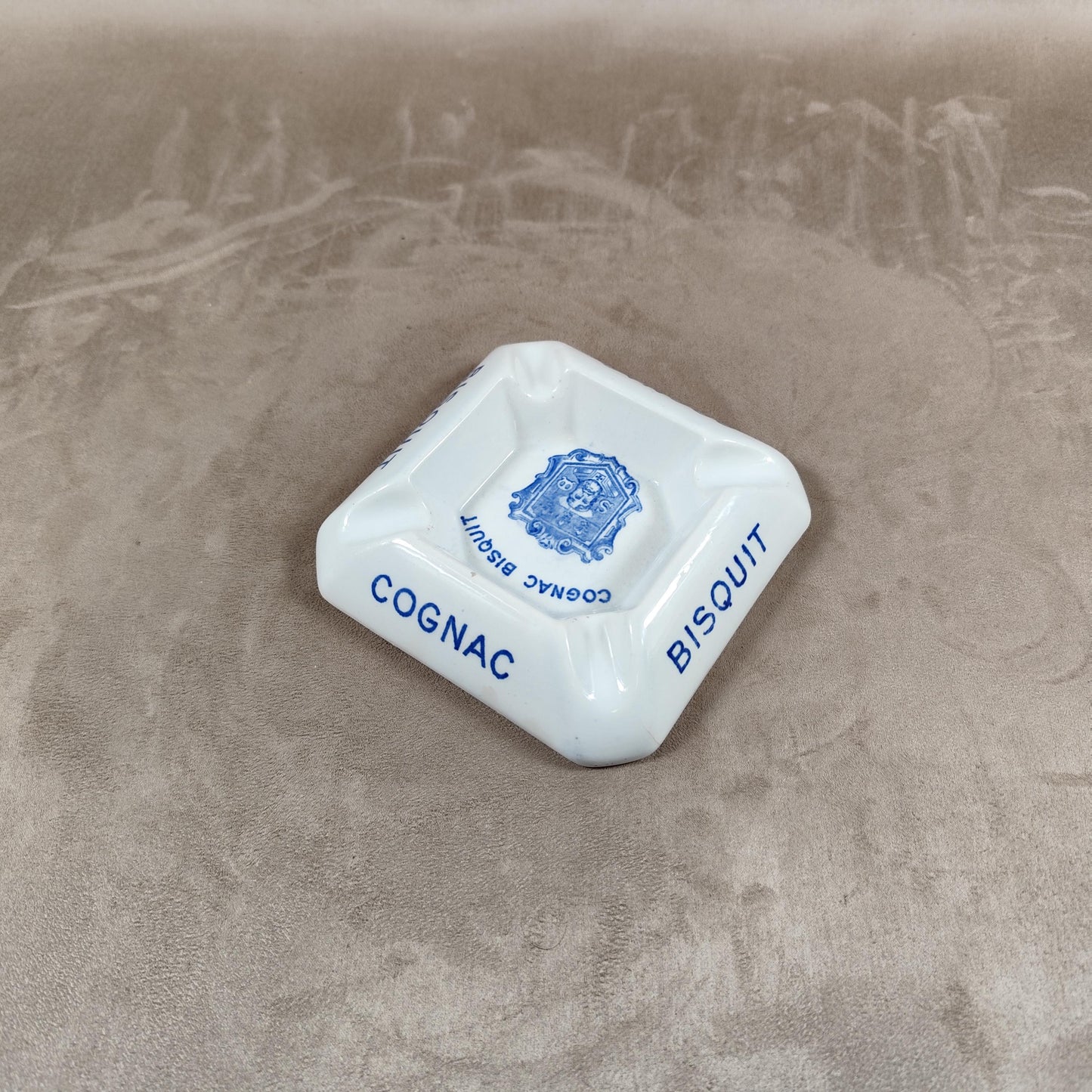 Cendrier publicitaire Cognac Bisquit en faience Digoin Sarreguemines Made in France Vintage 1970