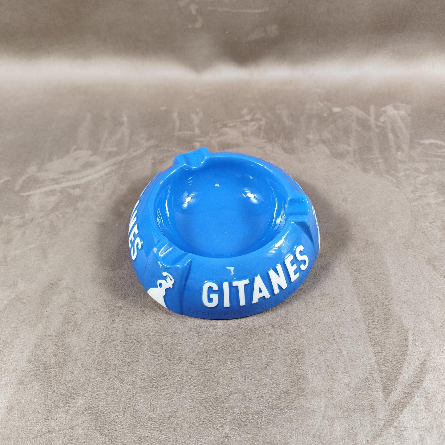 Cendrier Publicitaire Cigarettes Gitanes en céramique bleu Made in France Vintage 1950