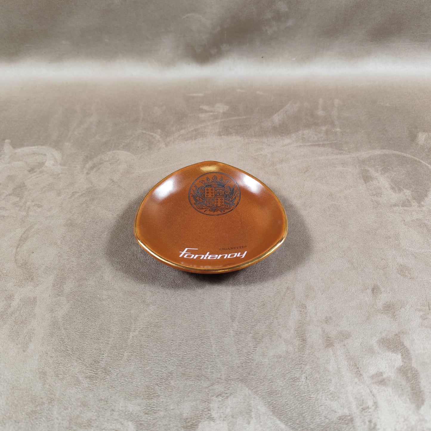 Cendrier Publicitaire Cigarettes Fontenoy en faience Made in France Vintage 1970