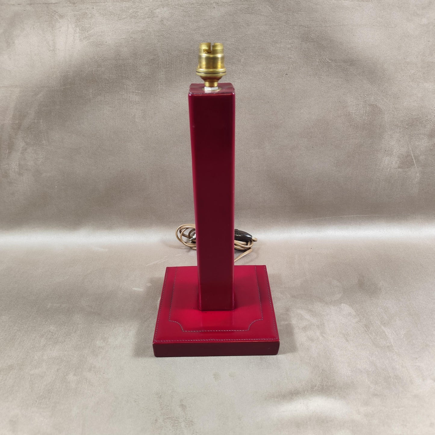 RARE Magnifique pied de lampe en cuir bordeaux Le Tanneur vintage Made in France 1950