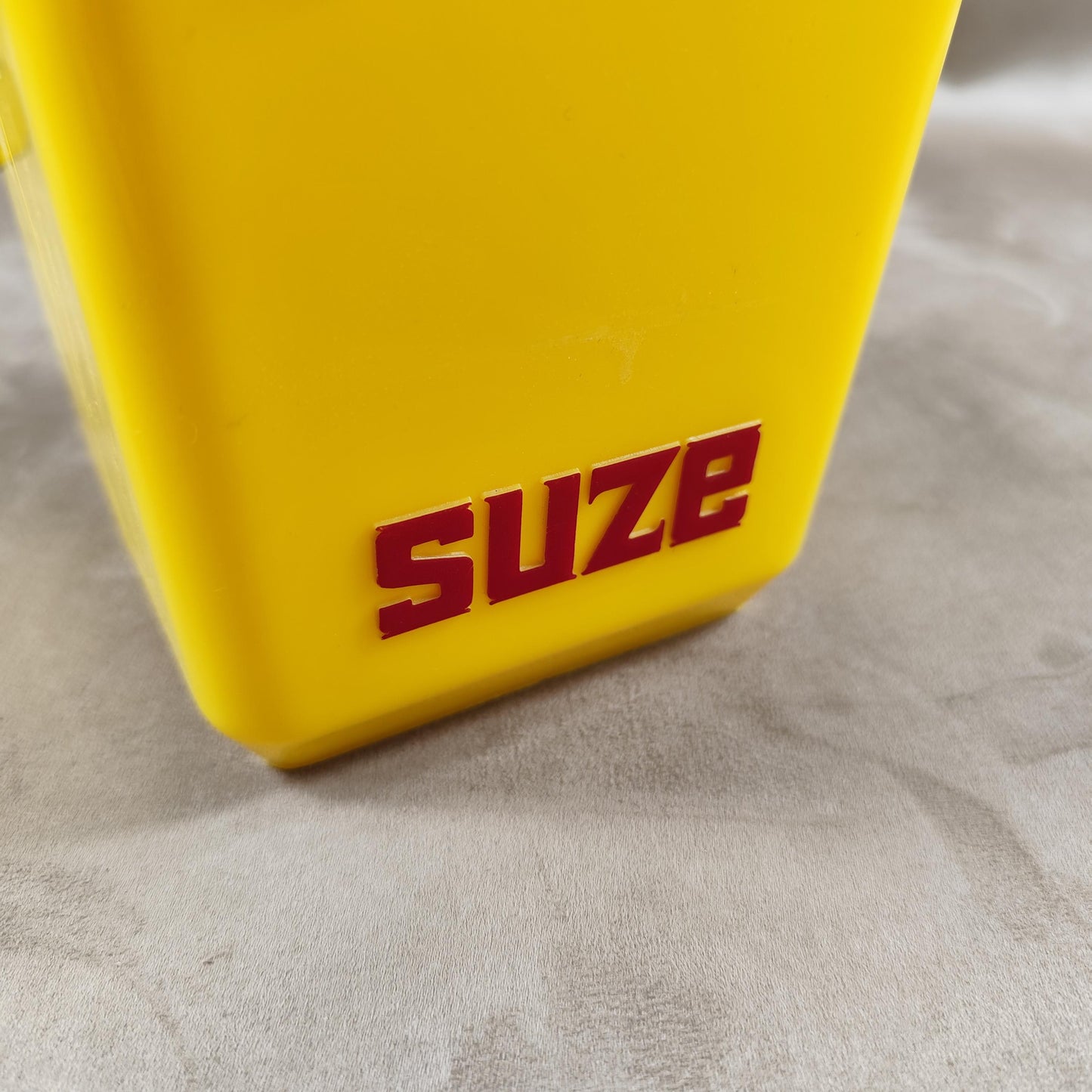 RARE Seau à glaçons en plastique jaune Suze Made in France vintage 1970