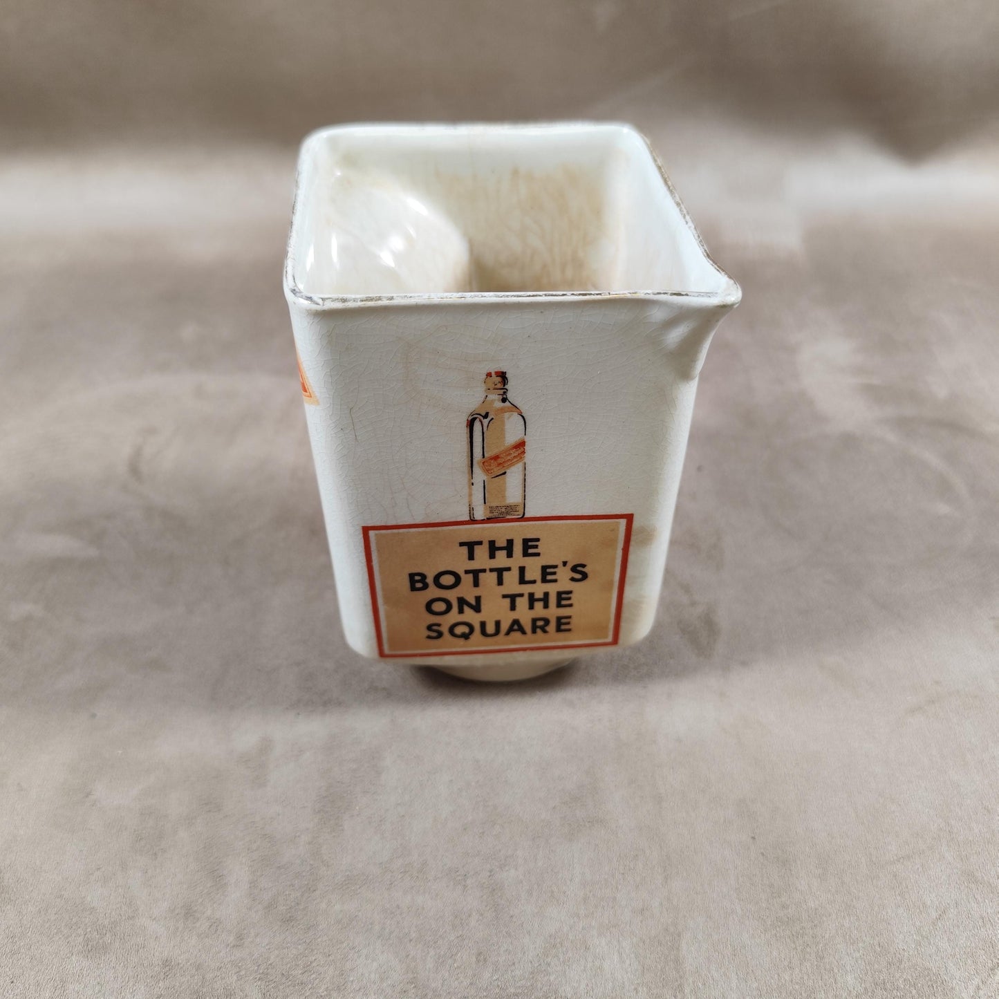 RARE Pichet en faience whisky Johnnie Walker par James Green and Nephew Made in England Vintage 1900