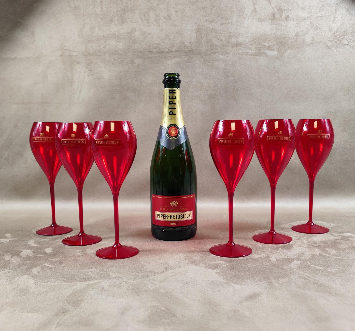 Lot de 6 flûtes à Champagne Piper-Heidsieck en plexiglas rouge Made in France Vintage 1980