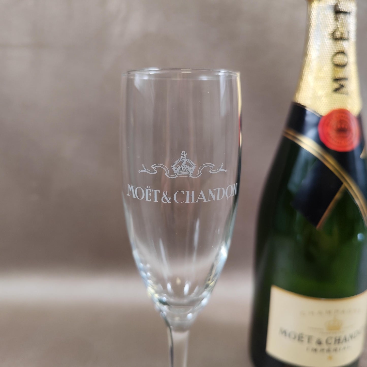 Lot de 2 flutes à champagne Moet et Chandon Made in France Vintage 1970