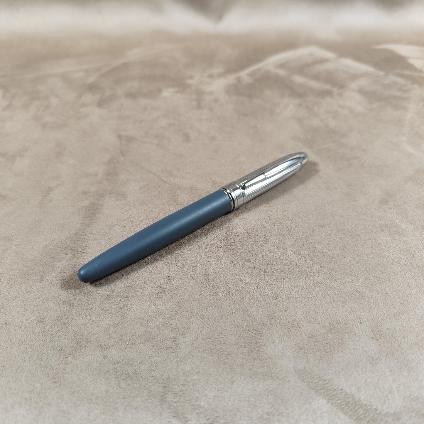 Stylo bille roller Champagne TAITTINGER en métal Made in France Vintage 1980