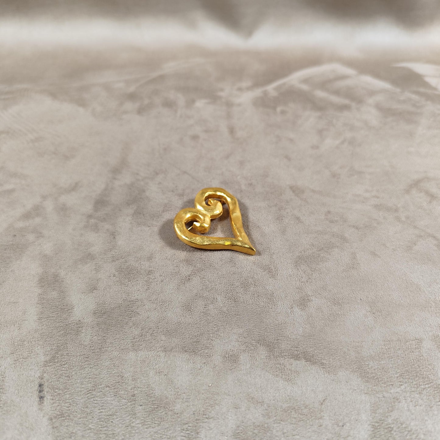 RARE Superbe broche "Edouard Rambaud" Paris / Edition spéciale Champagne Perrier-Joüet Made in France