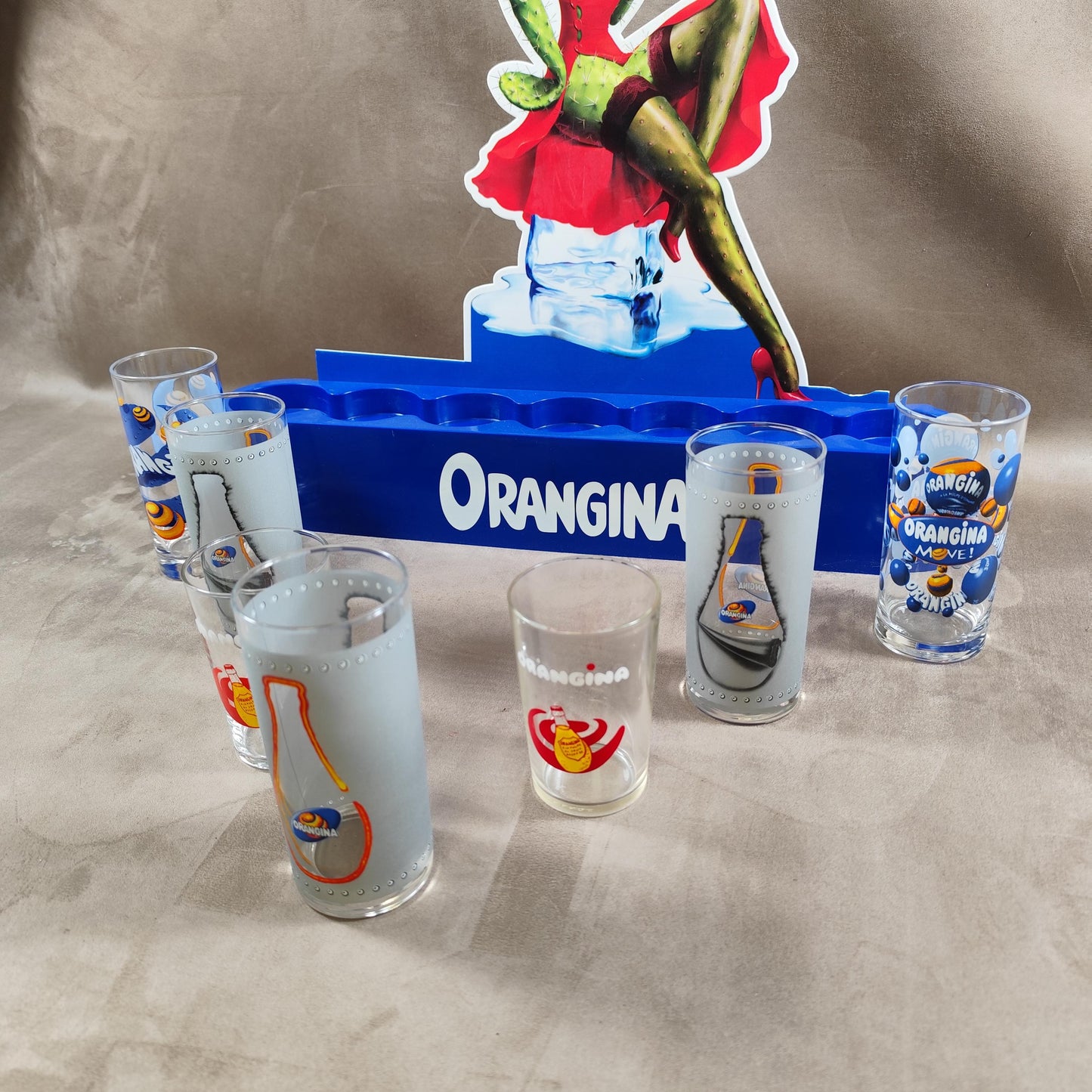Présentoir publicitaire de 6 verres à Orangina Made in France Vintage 2000