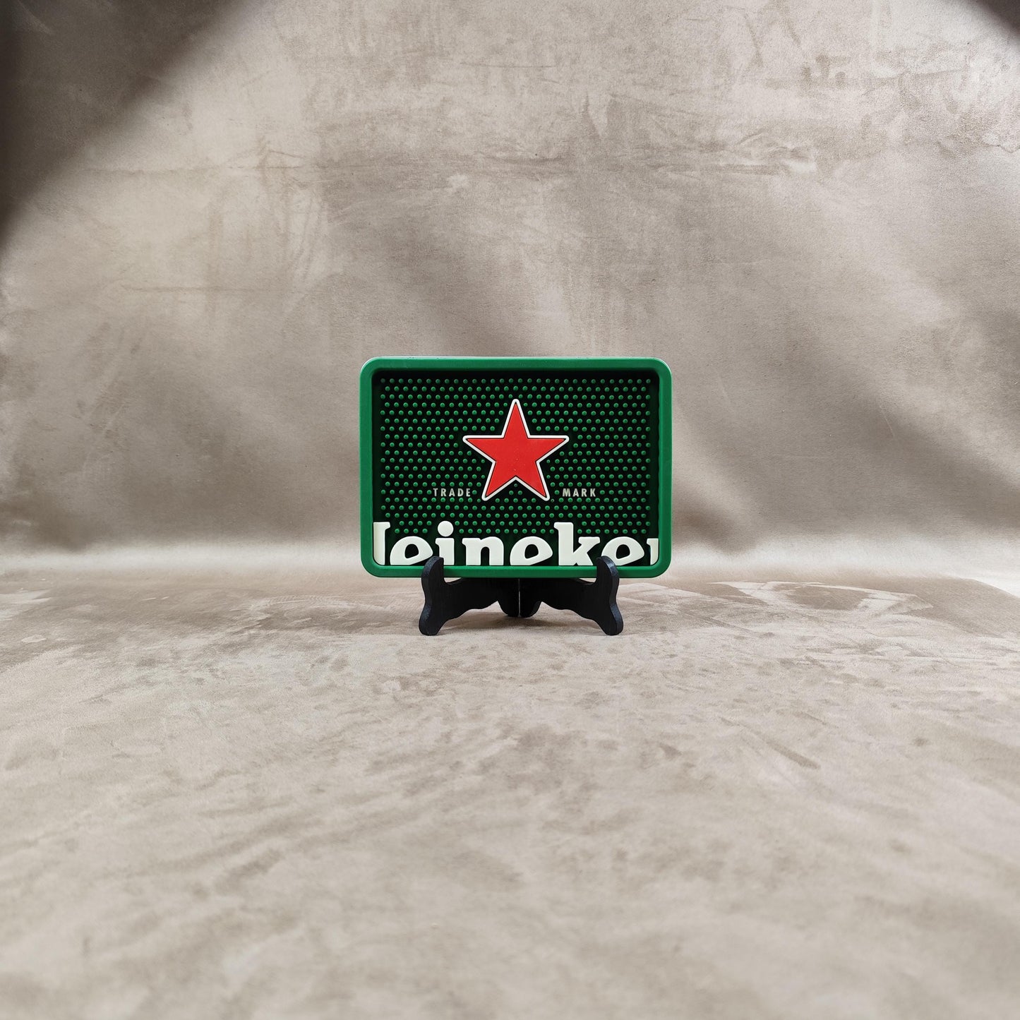 Tapis de bar HEINEKEN en plastique et aluminium Made in France Vintage 1980
