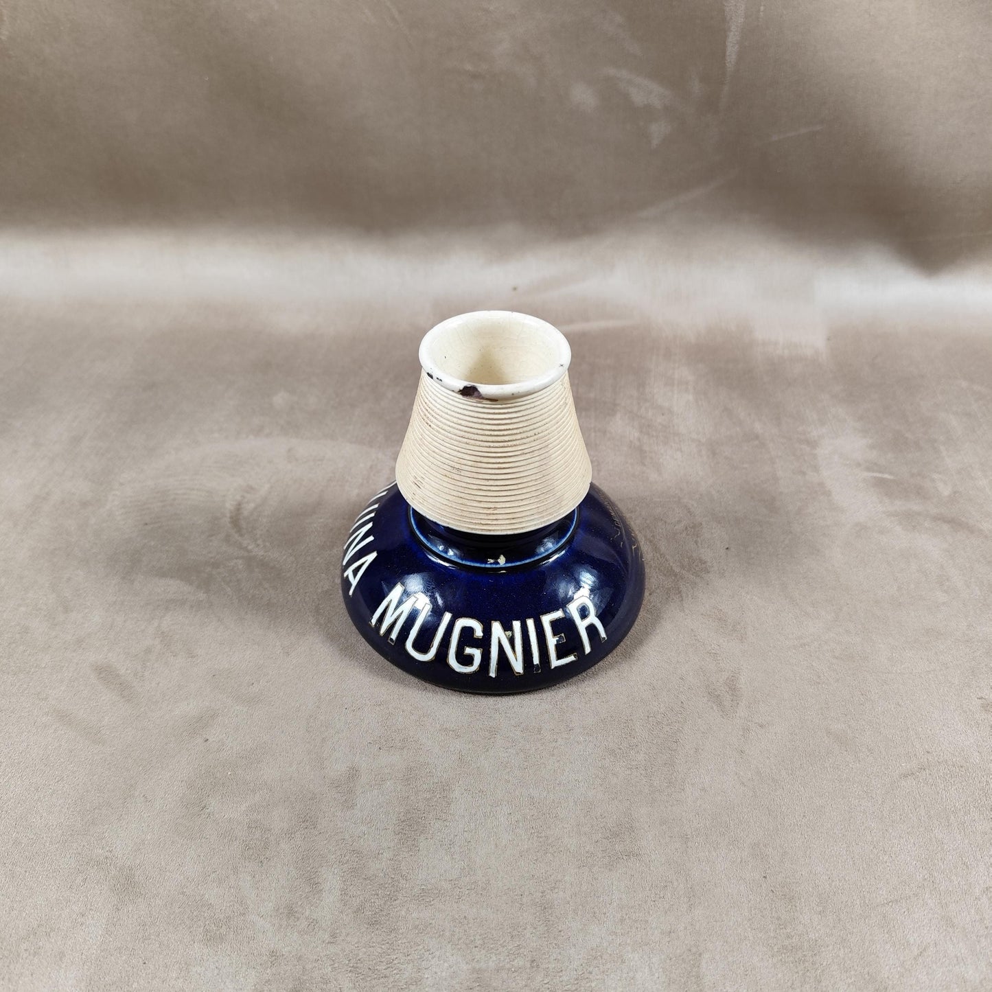 VERY RARE Pyrogène publicitaire Quinquina Mugnier en faience émaillée Made in France 1900