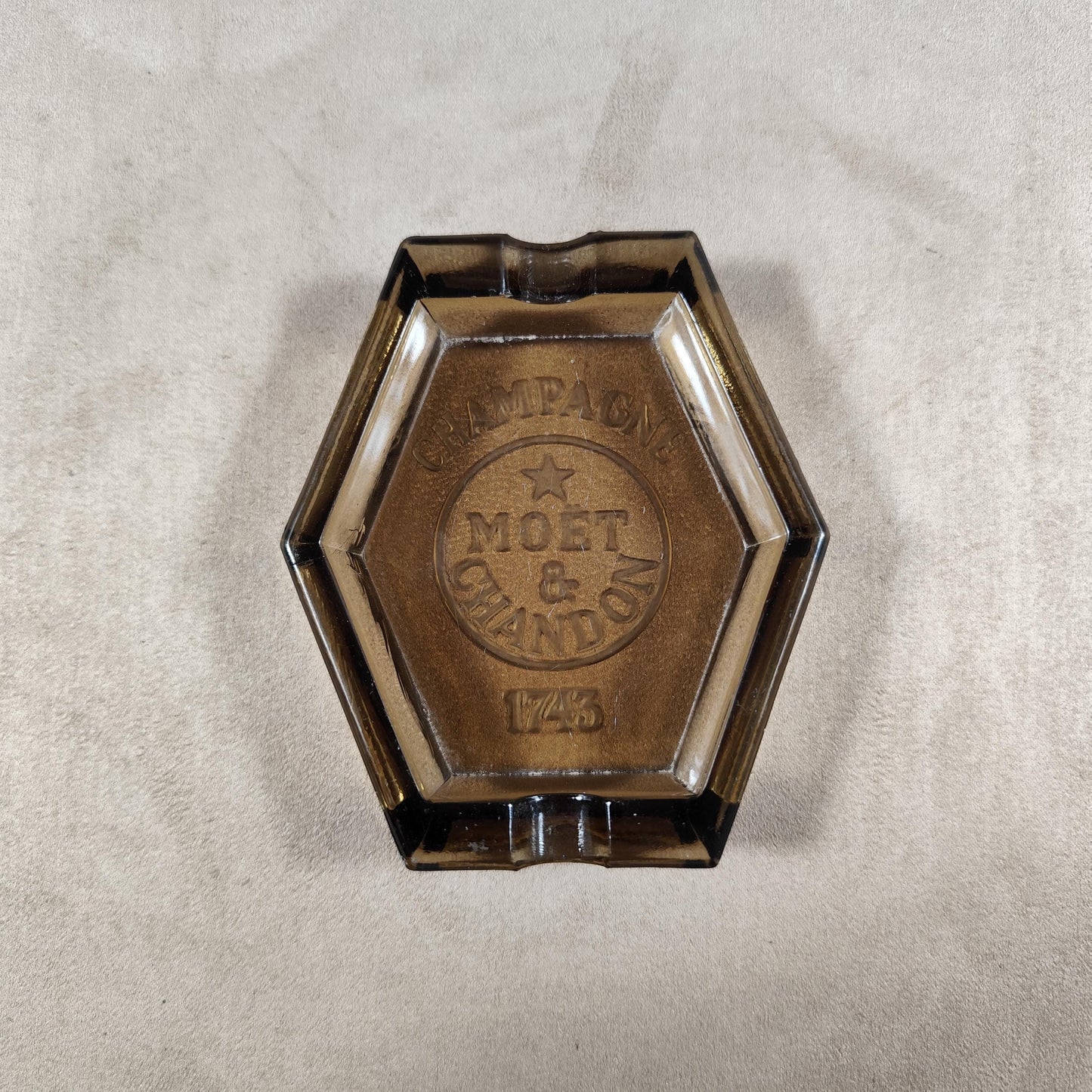 Cendrier publicitaire en verre Champagne Moët & Chandon Made in France Vintage 1930