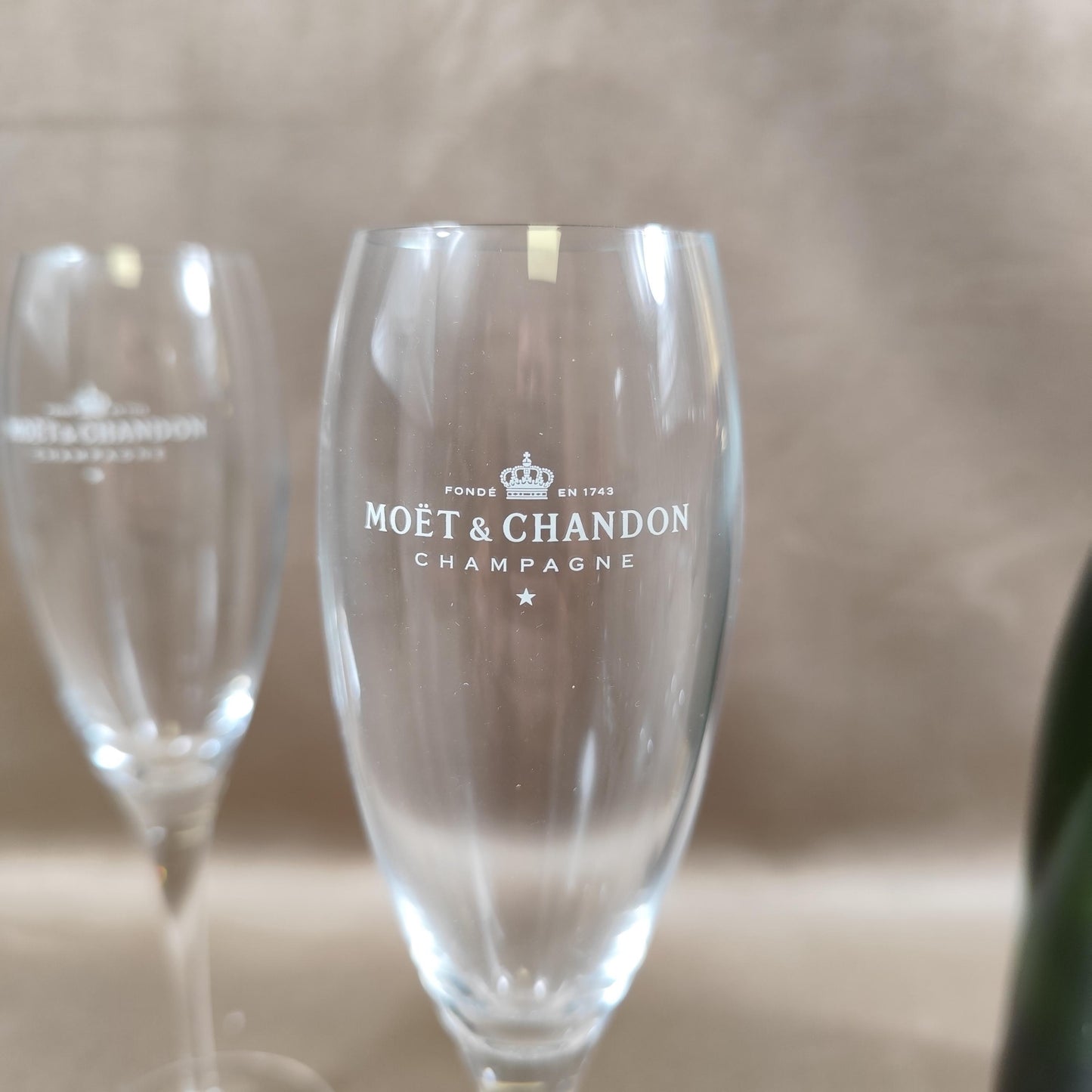 Lot de 6 flutes à Champagne Moet & Chandon en cristal Made in France Vintage 1980
