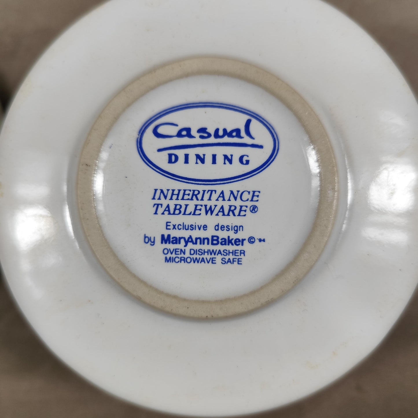 Service à petit déjeuner vintage sur le thème du tennis en faience by Maryann Baker 1980
