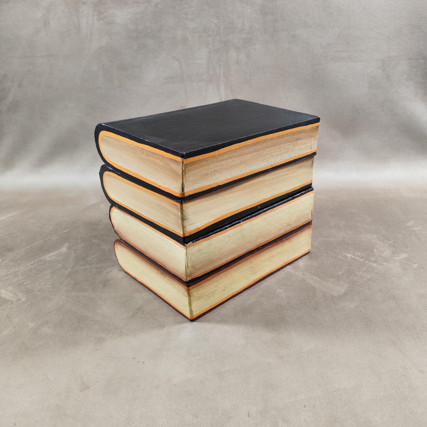 Lot de 2 boites en forme de livres anciens en carton Made in France Vintage 1960