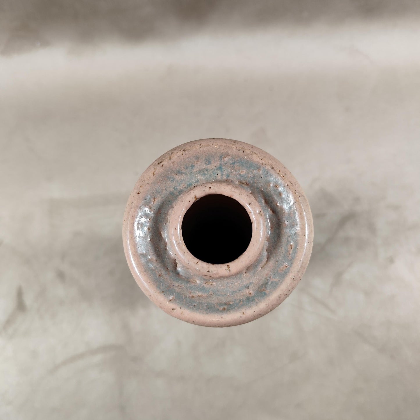 Vase moderne en poterie par Kamini Années 1960