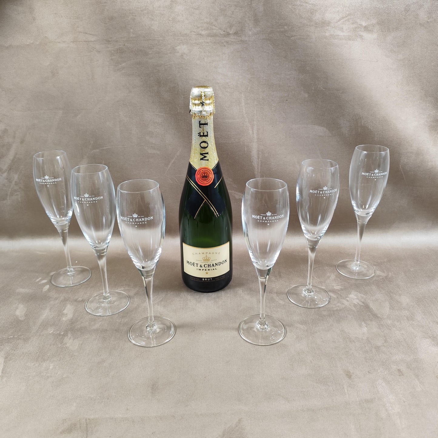 Lot de 6 flutes à Champagne Moet & Chandon en cristal Made in France Vintage 1980