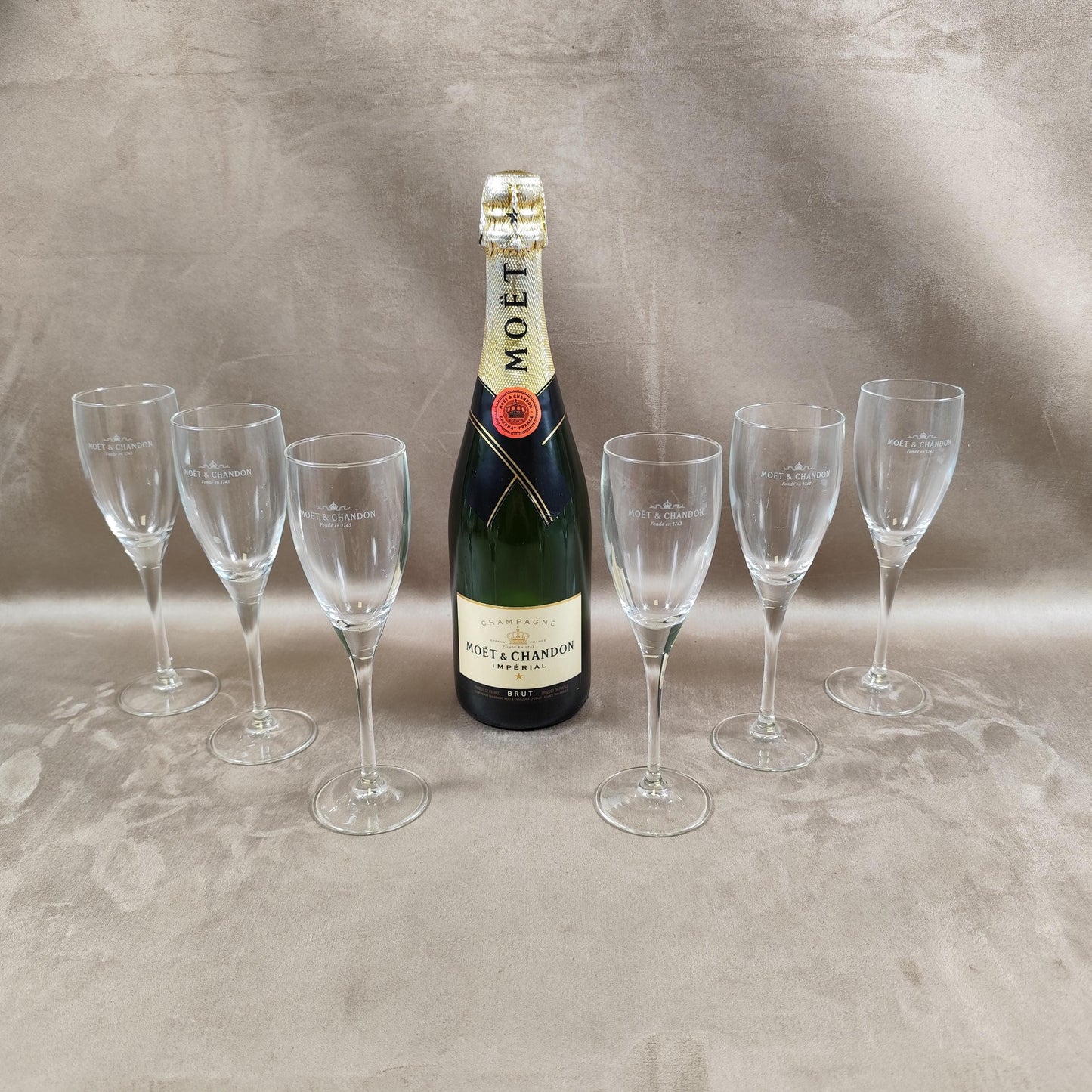 Lot de 6 flutes à Champagne Moet & Chandon en cristal Made in France Vintage 1980