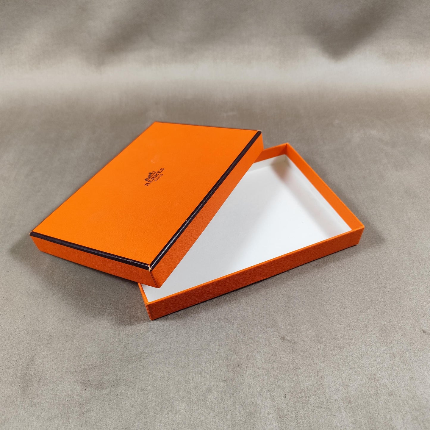 Boite HERMES vide en carton Made in France Vintage 1990