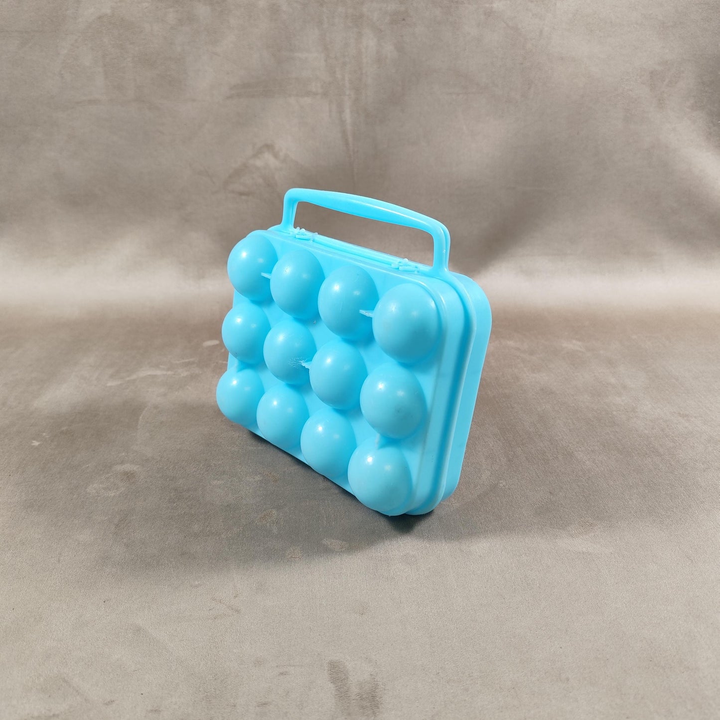 Boite à oeufs pour 12 oeufs en plastique bleu Syla Made in France Vintage 1970