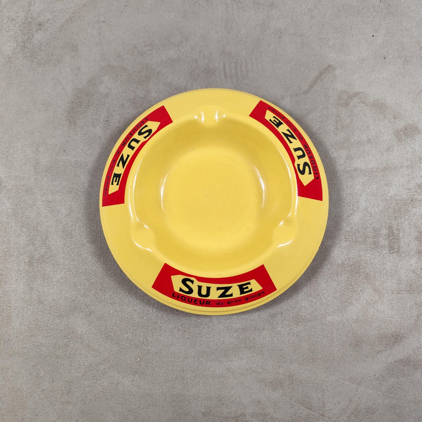 Cendrier en céramique jaune Suze par Moulin des Loups Vintage Made in France 1970