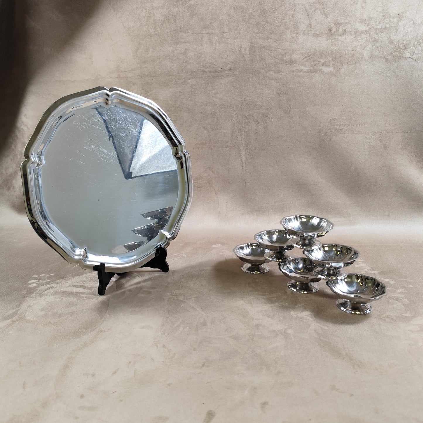 Lot de 6 coupes à glace et plateau en inox 18/10 Made in France Vintage 1980