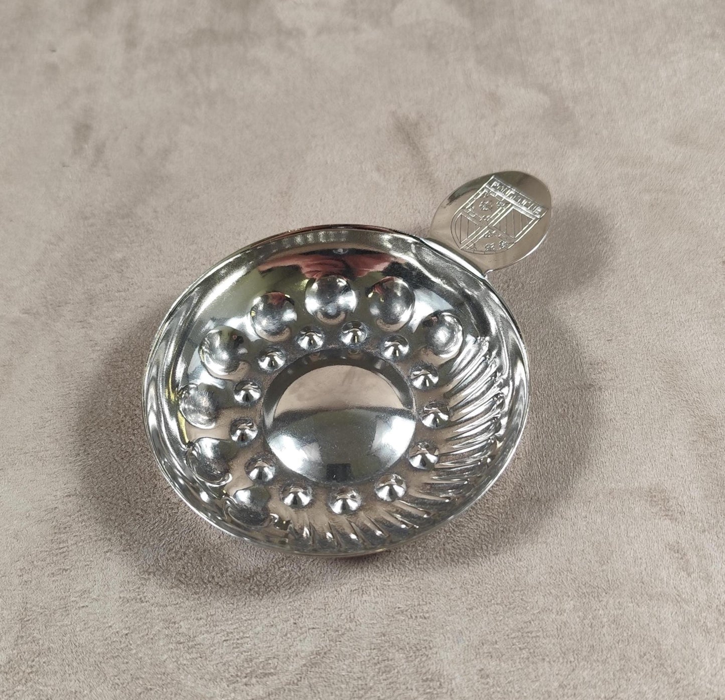 Tastevin en acier blason Bourgogne Made in France Vintage 1970