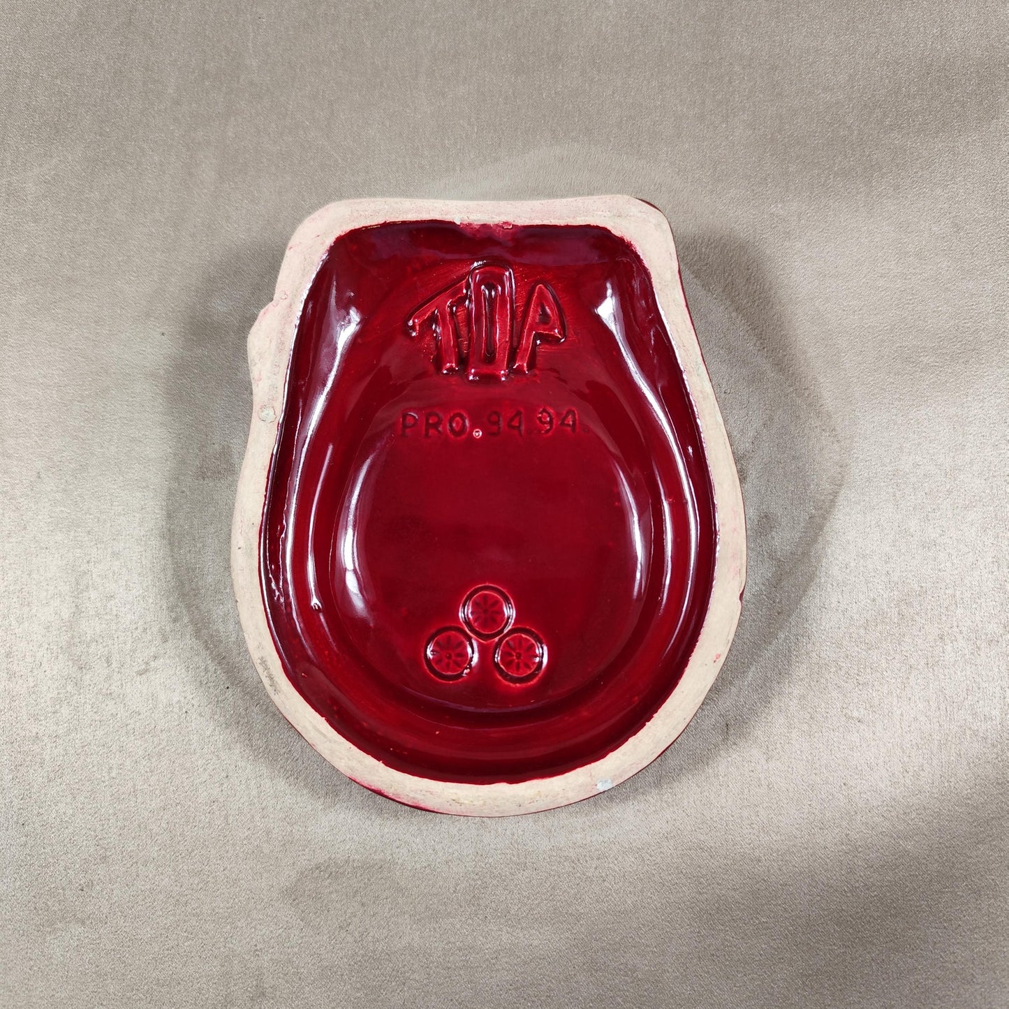 Cendrier en forme de tourne disque Mills Made in France Vintage 1980