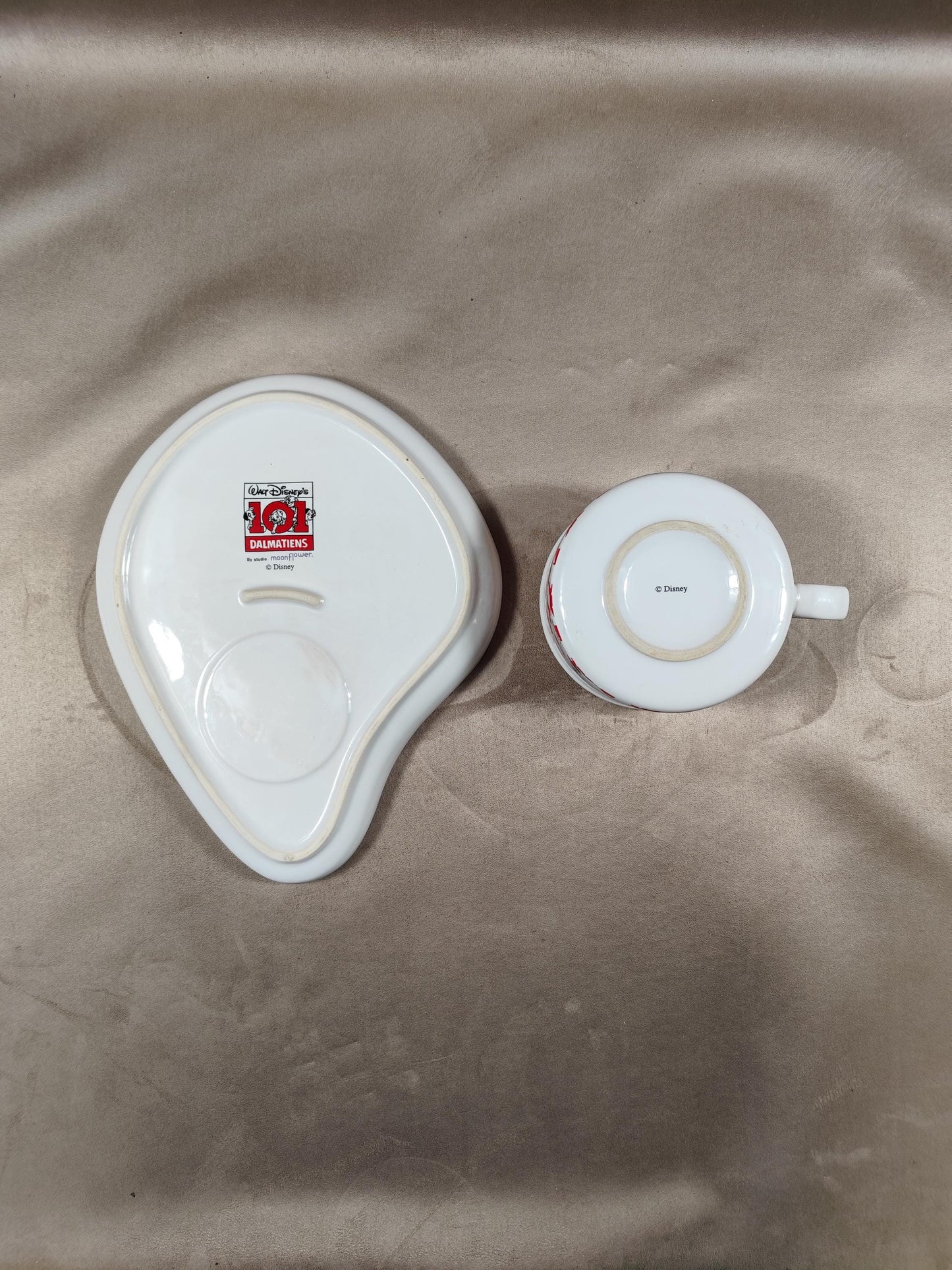 Service à petit déjeuner Walt Disney 101 dalmatiens Made in France Vintage 1990