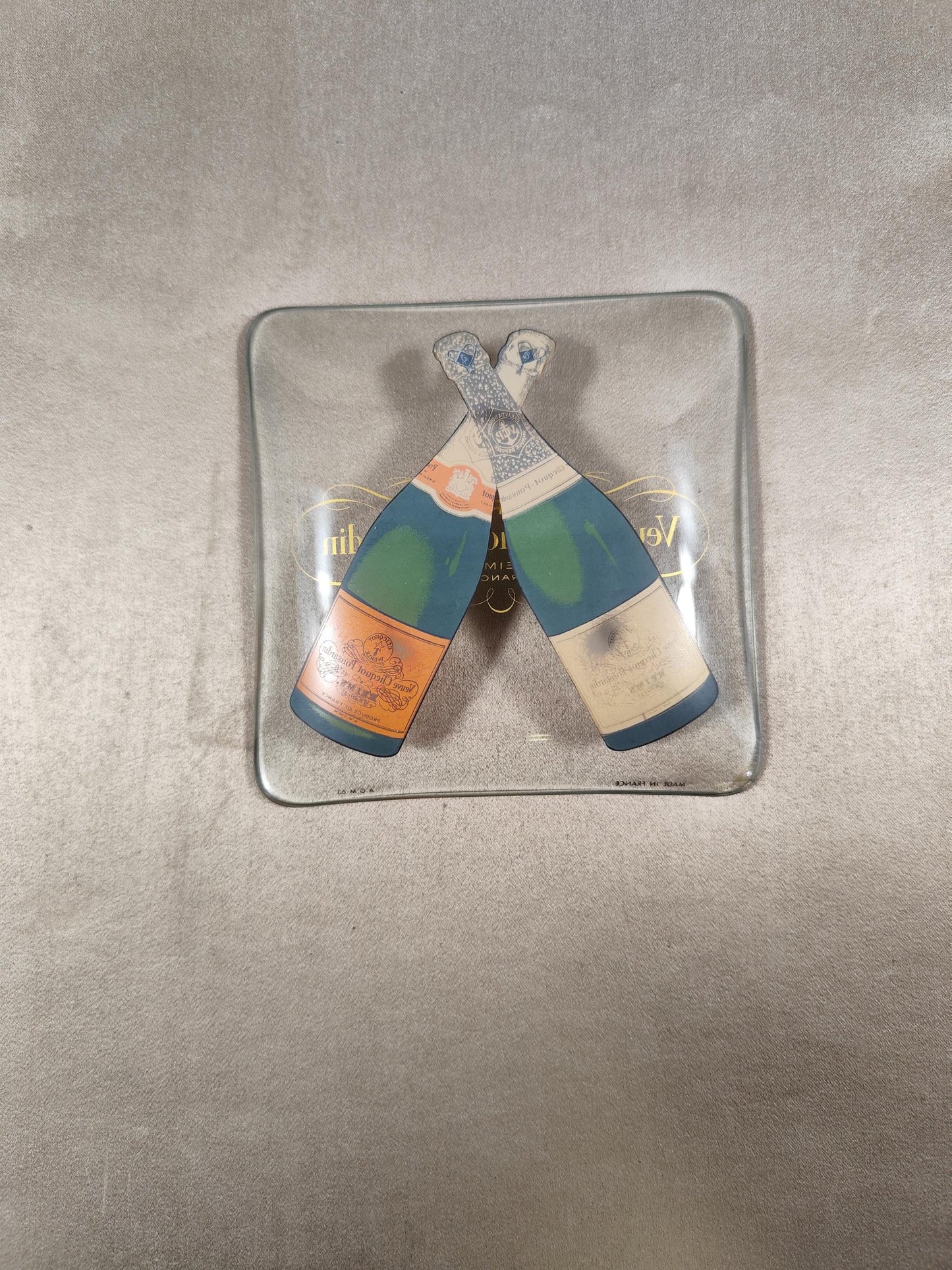RARE Cendrier Publicitaire Champagne Veuve Clicquot Ponsardin en verre Made in France Vintage 1970