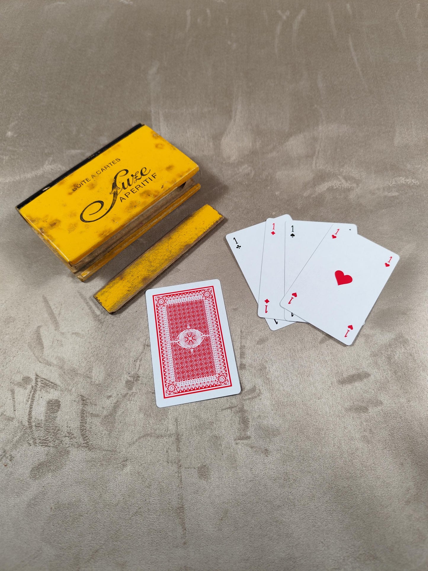 Boite de jeu de 32 cartes Publicitaire Suze Made in France Vintage 1970