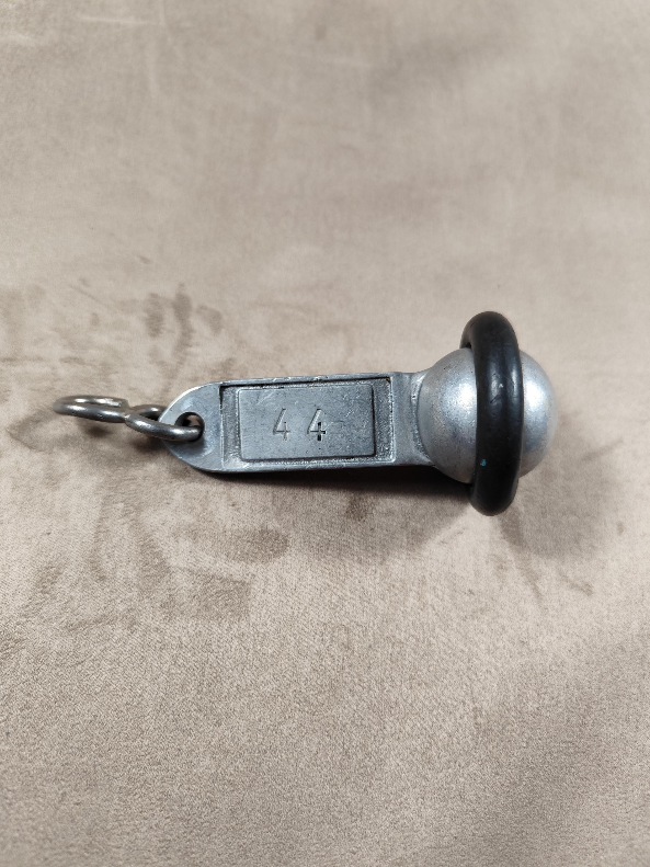RARE Porte-clés en métal Hôtel Bristol Reims Champagne, numéro de chambre au choix, Porte-clé de comptoir vintage