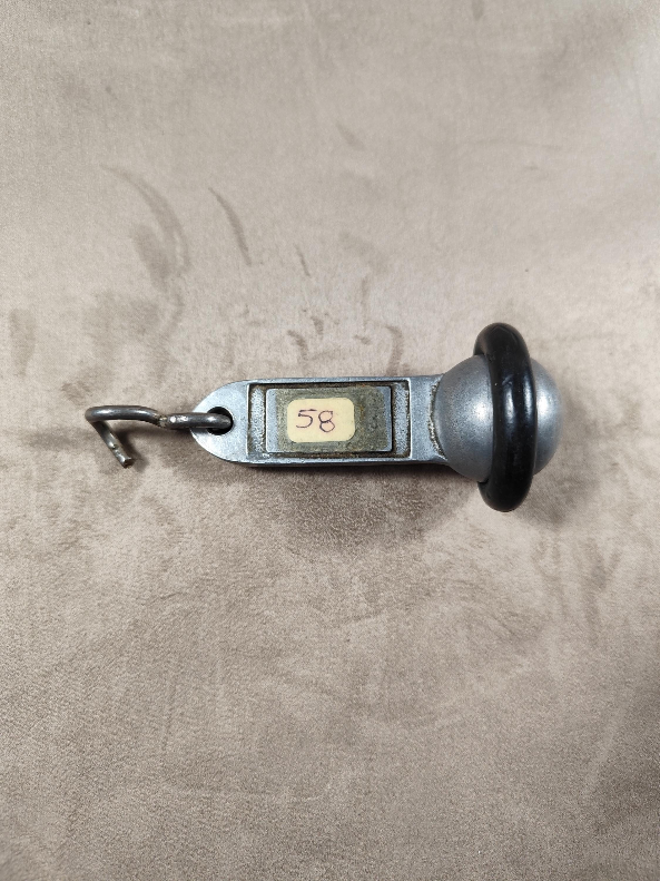 RARE Porte-clés en métal Hôtel Bristol Reims Champagne, numéro de chambre au choix, Porte-clé de comptoir vintage