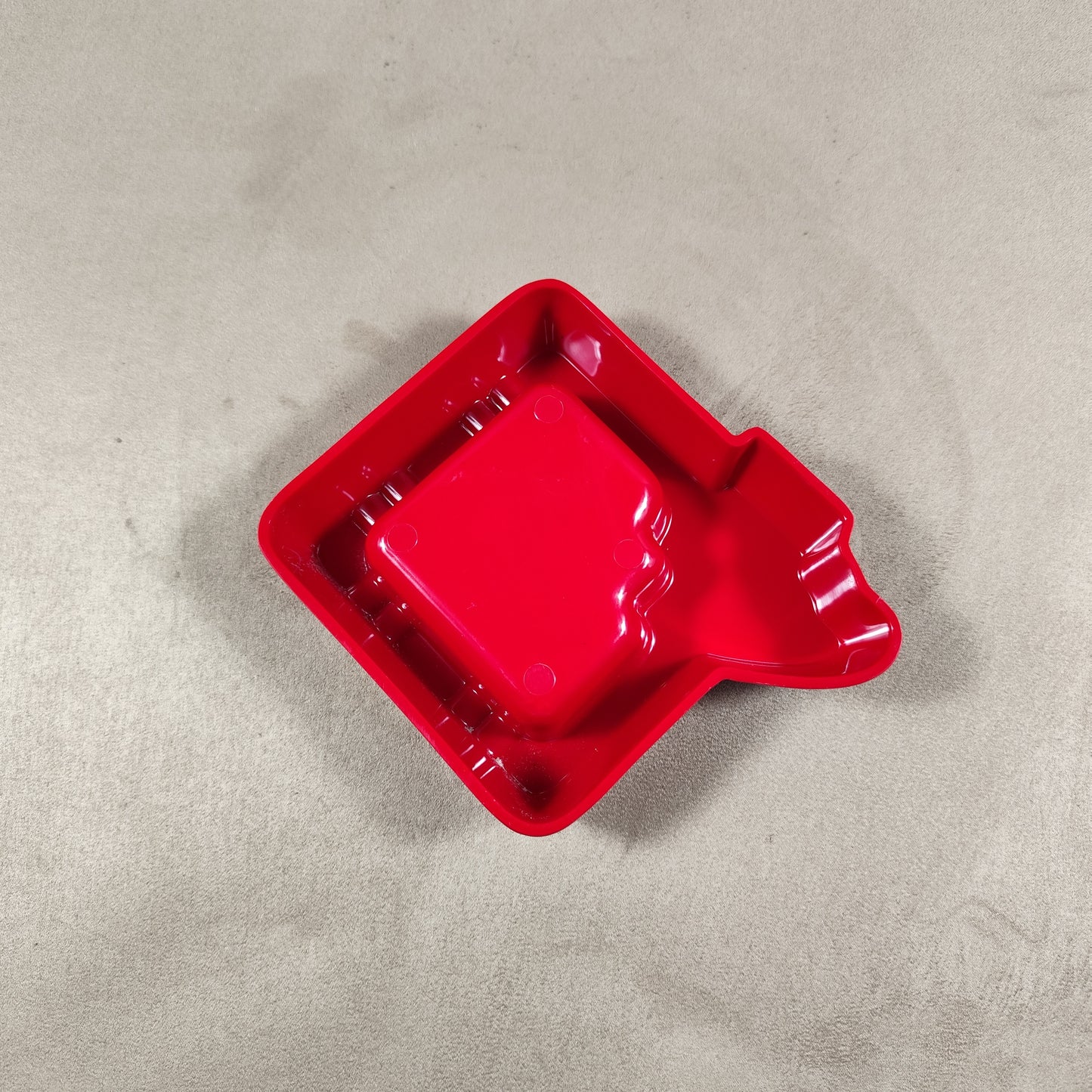 Vintage Winfield Roter Kunststoff Aschenbecher 1980er Jahre