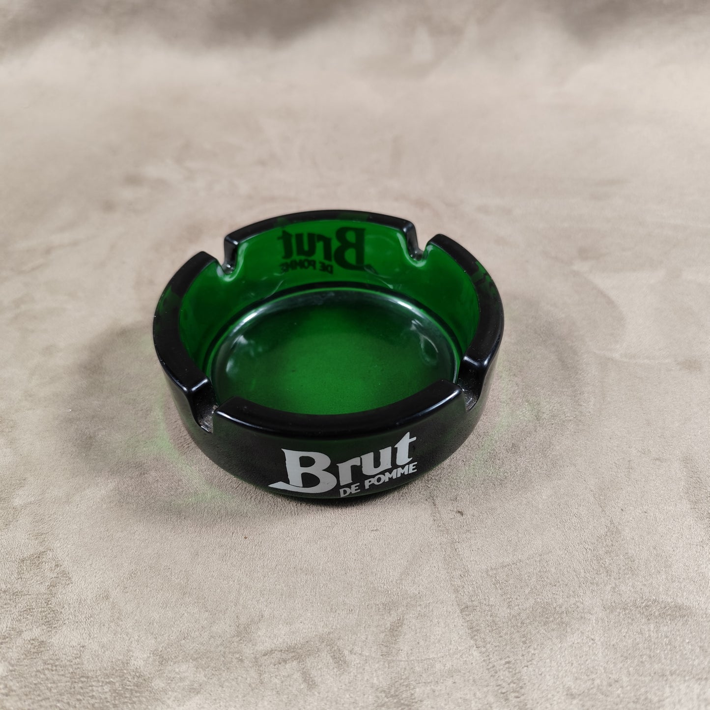 BRUT Werbeaschenbecher aus grünem Glas von Pomme Soda Francais Vintage Made in France