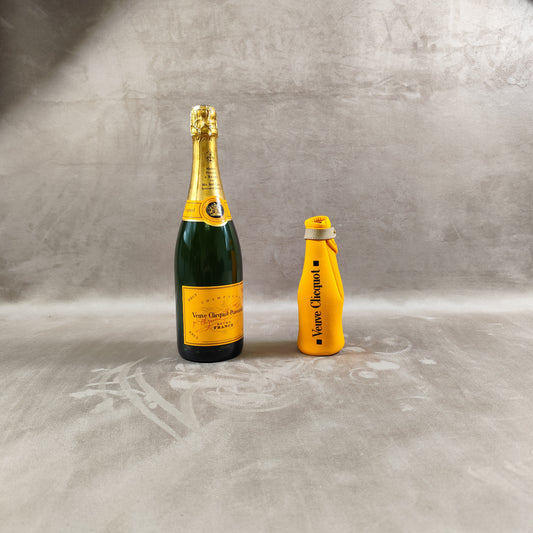 Veuve Clicquot champagne insulated case bottle cooler case orange Veuve Clicquot vintage made in France