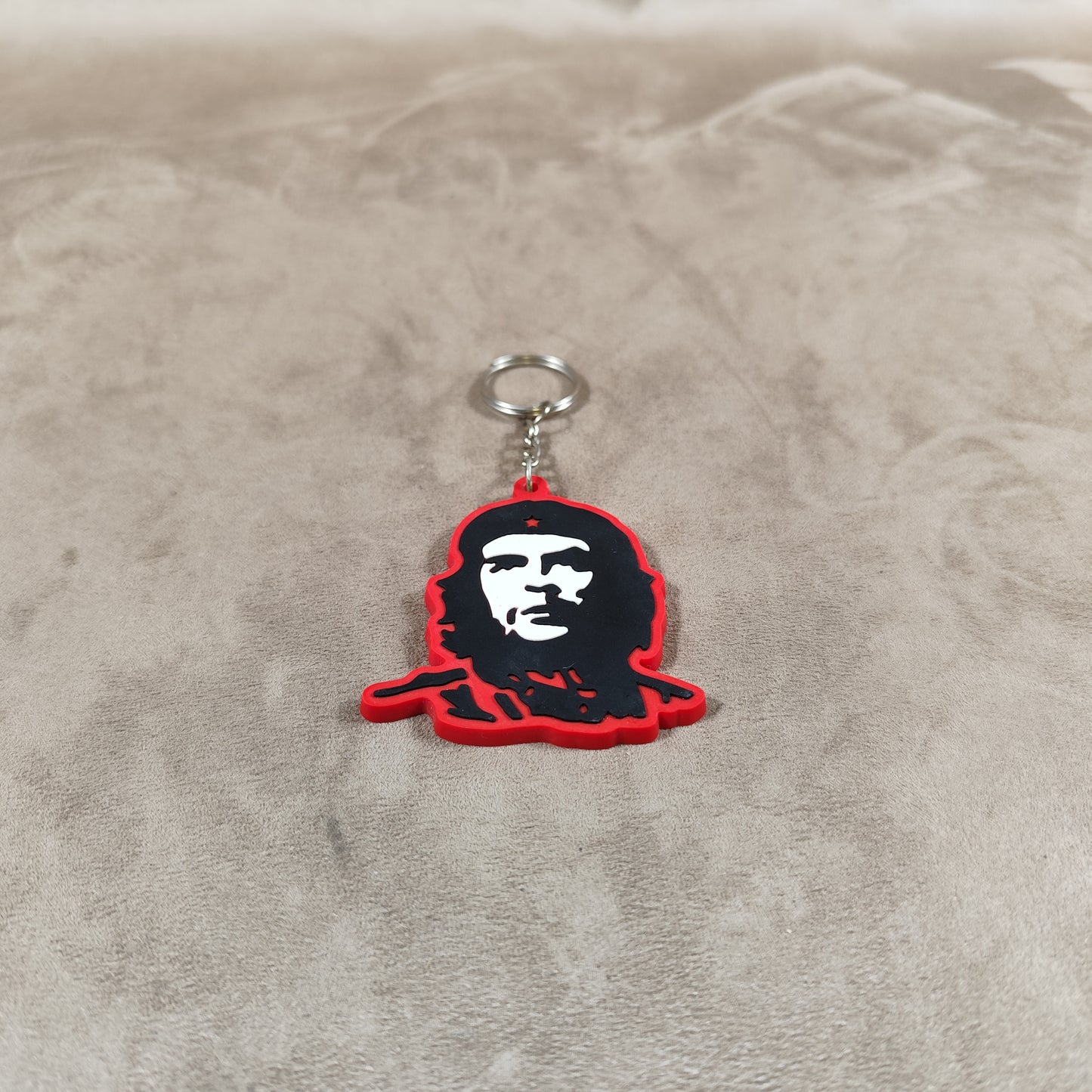 Porte clés Ernesto Che Guevara en Silicone Rouge Made in France Vintage 2000