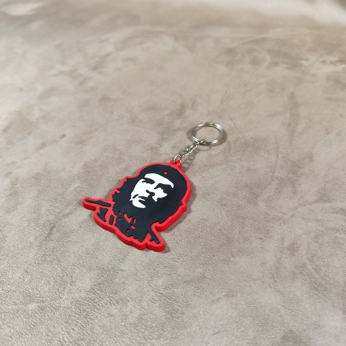 Porte clés Ernesto Che Guevara en Silicone Rouge Made in France Vintage 2000