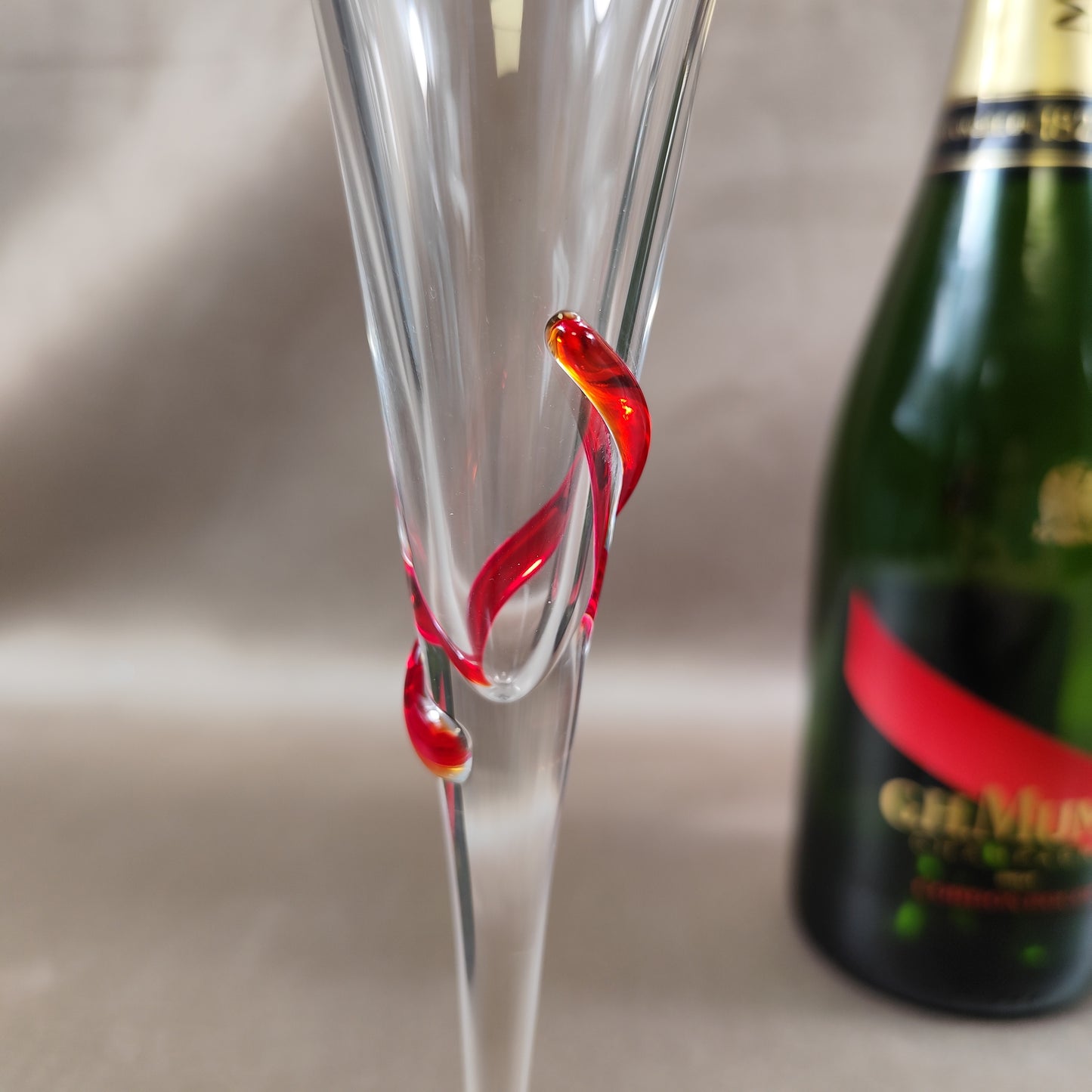 VERY RARE Lot de 2 flutes Champagne MUMM en verre de Murano fait main avec boite Made in France Vintage 1980