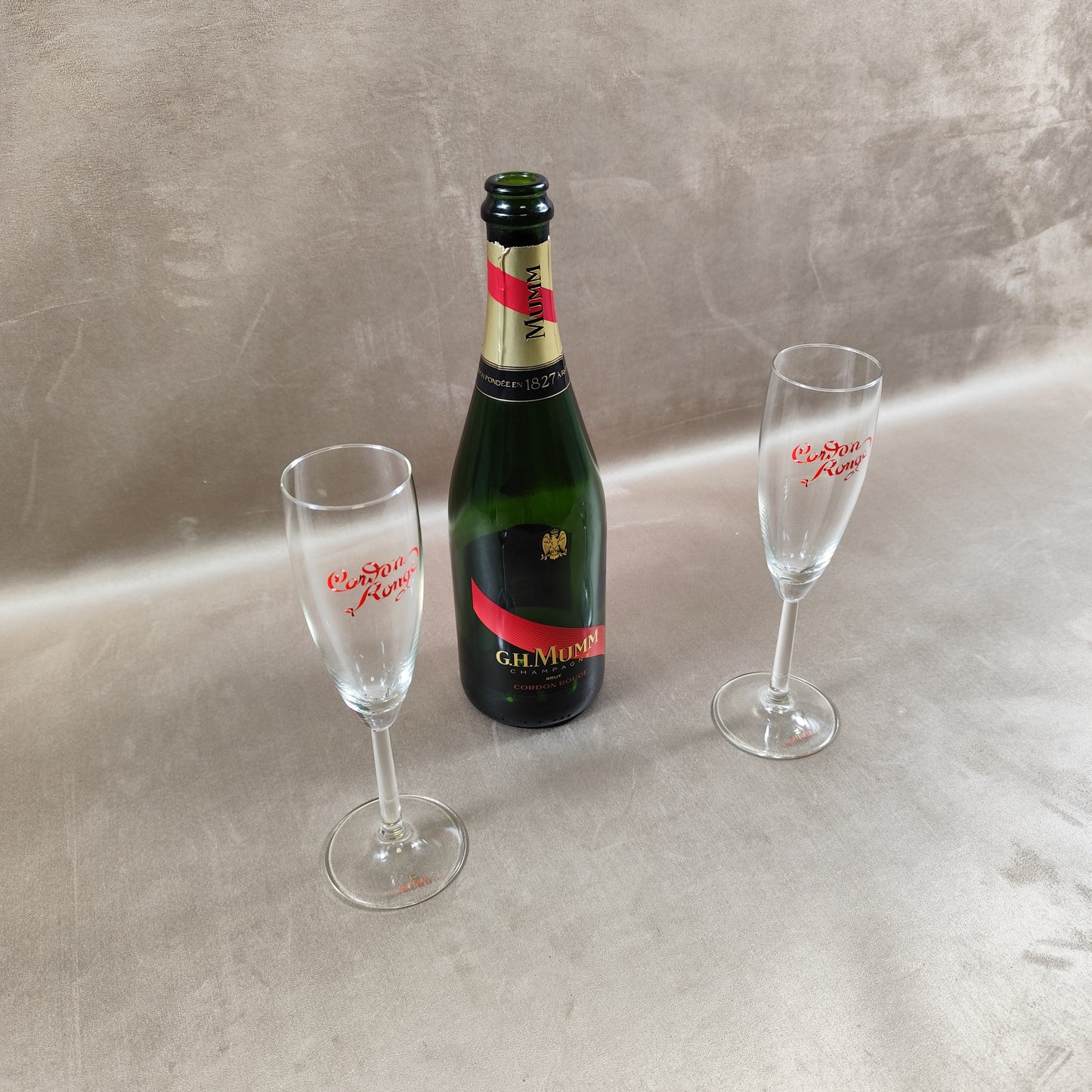 Set mit 2 Champagnerflöten aus Champagnerglas von MUMM France | Vintage, hergestellt in Frankreich