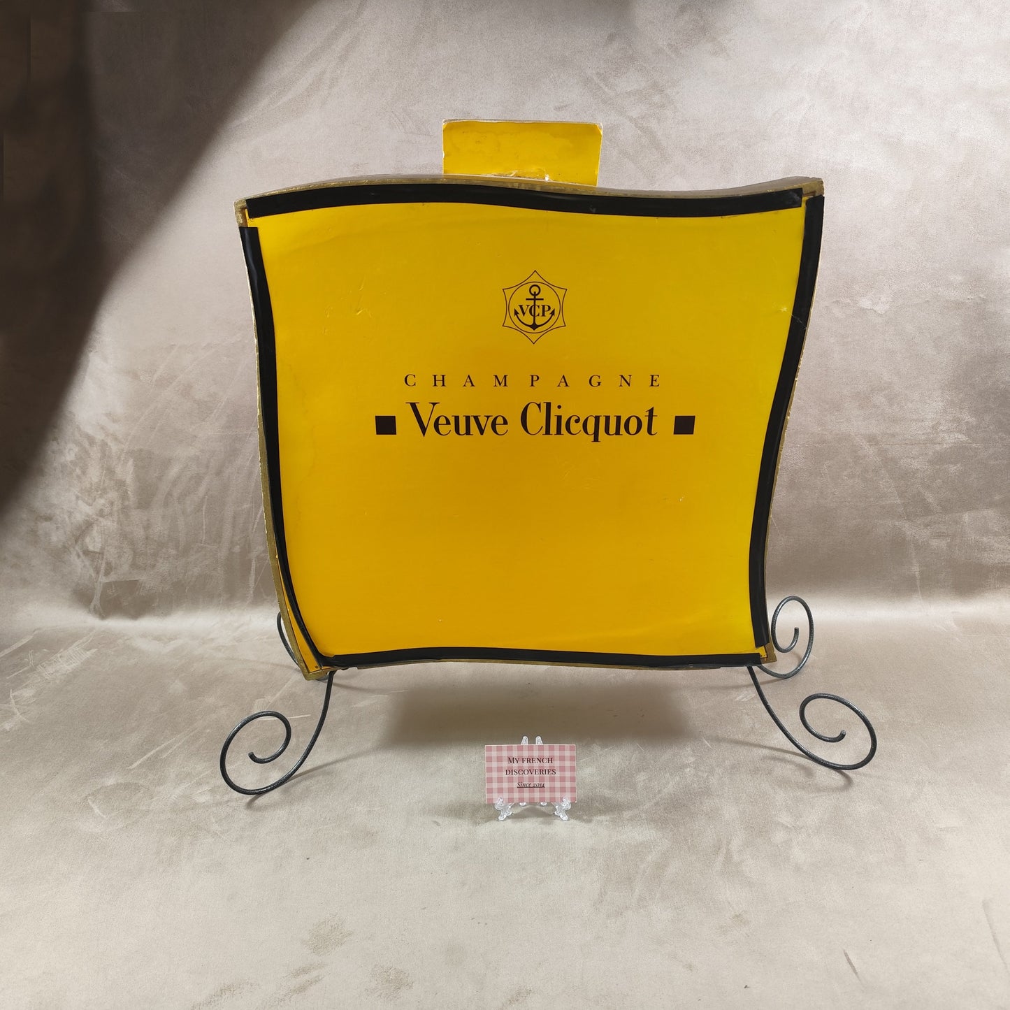 Présentoir champagne à décor de sapin Veuve Clicquot 1990 Décoration publicitaire ancienne