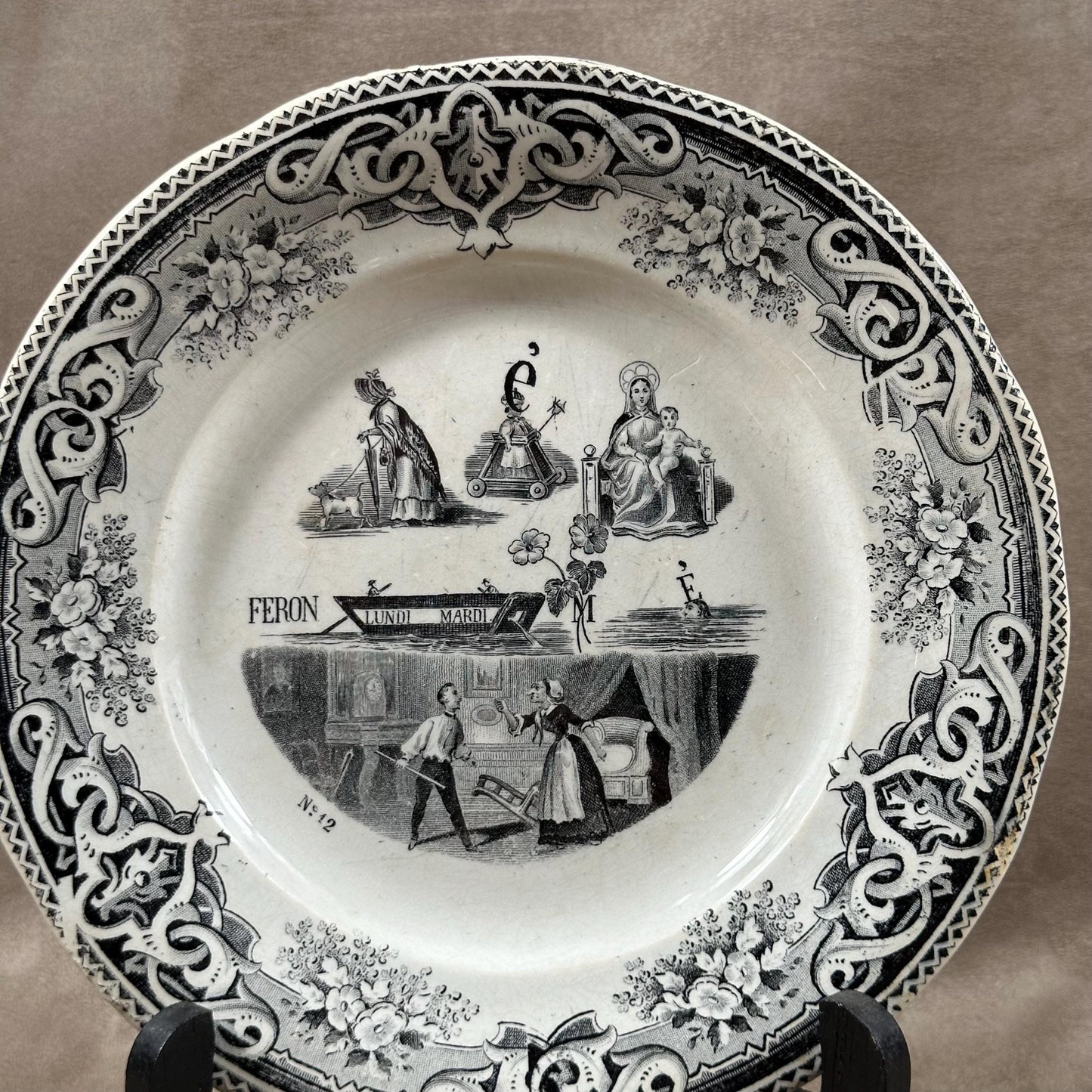 RARE Assiette rébus L.M & Cie Creil et Montereau, Vieille femme et jeune mari feront toujours mauvais ménage, Made in France, Vintage 1850